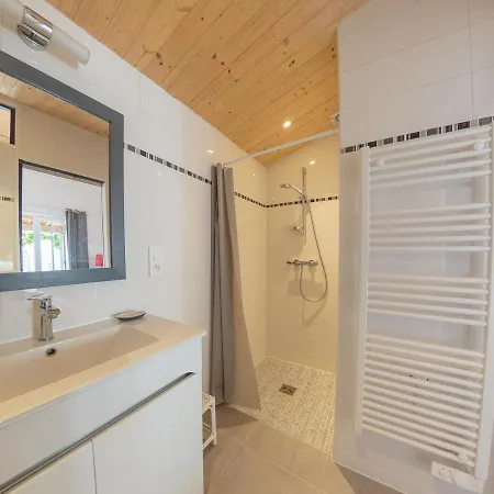 Nyaraló Villa Loix, 4 Bedrooms, 8 Persons - Fr-1-258-127 *